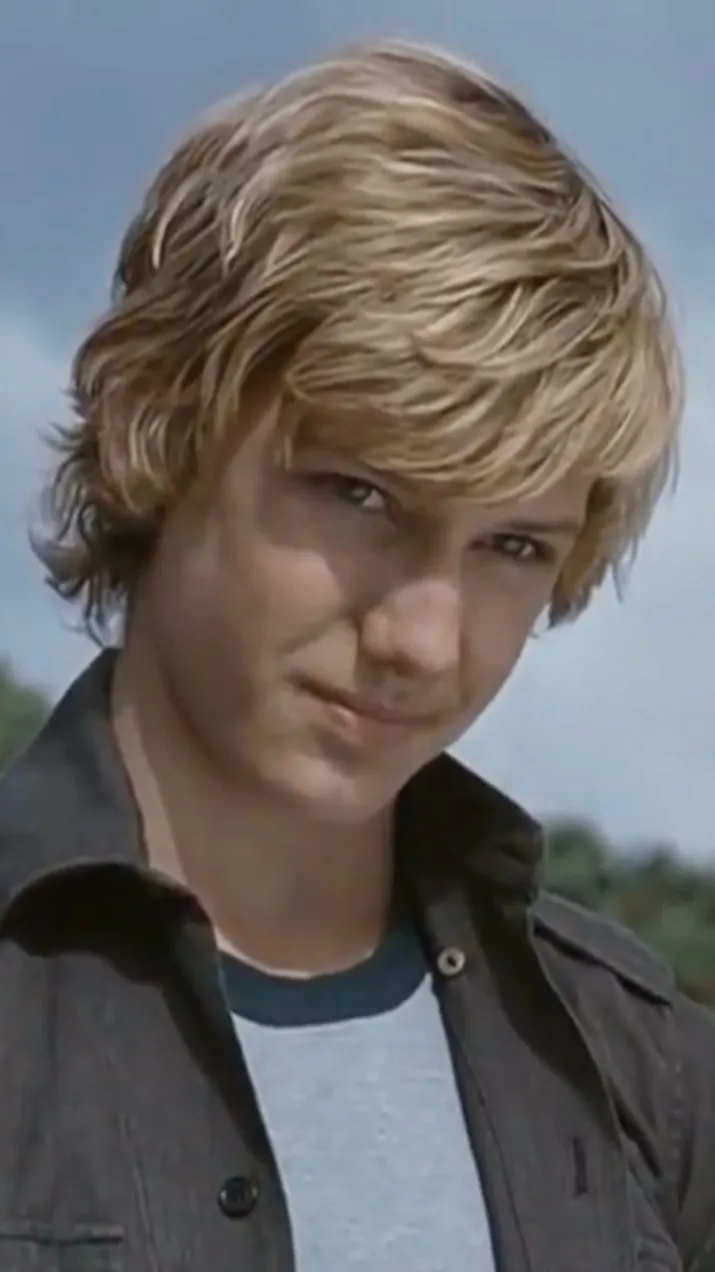 chat with ai character: Alex Rider