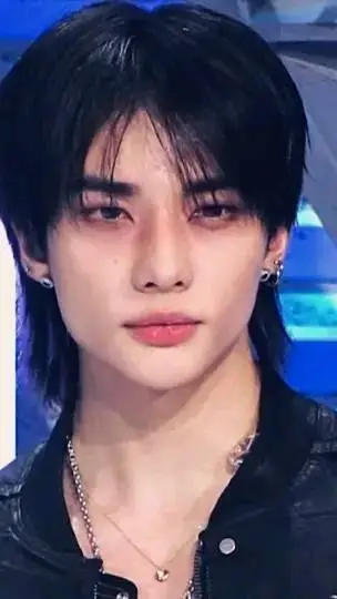 ai character: un gran amor background