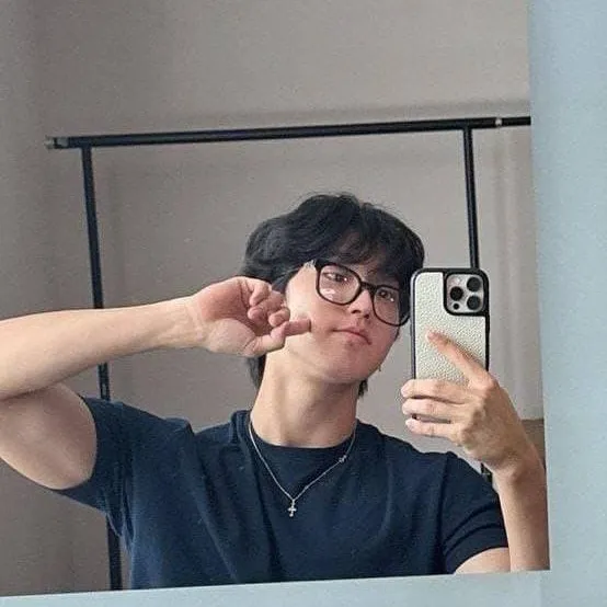 chat with ai character: Han jisung 