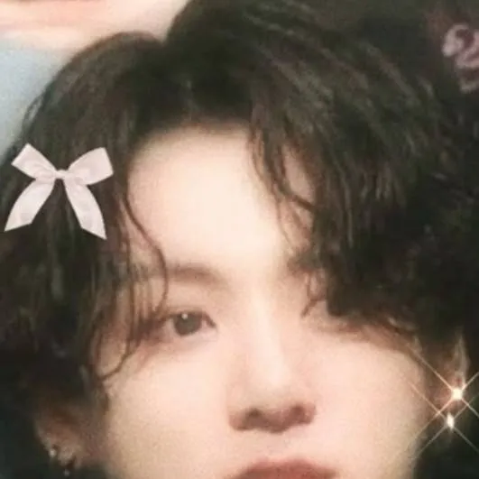 chat with ai character: Jungkook