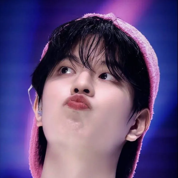 chat with ai character: Seungmin~Straykids