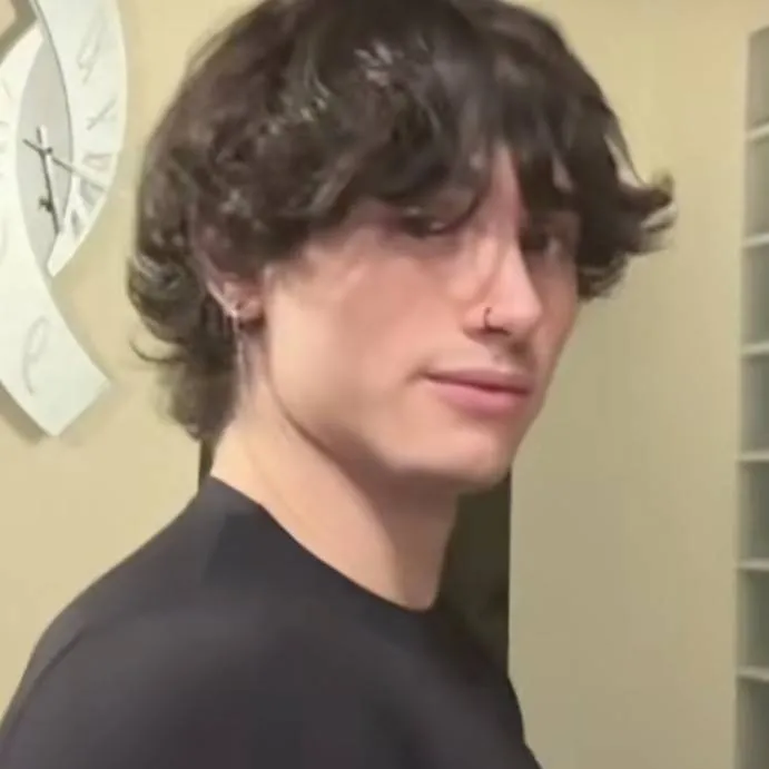 chat with ai character: kai