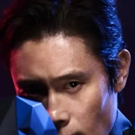chat with ai character: front man 001
