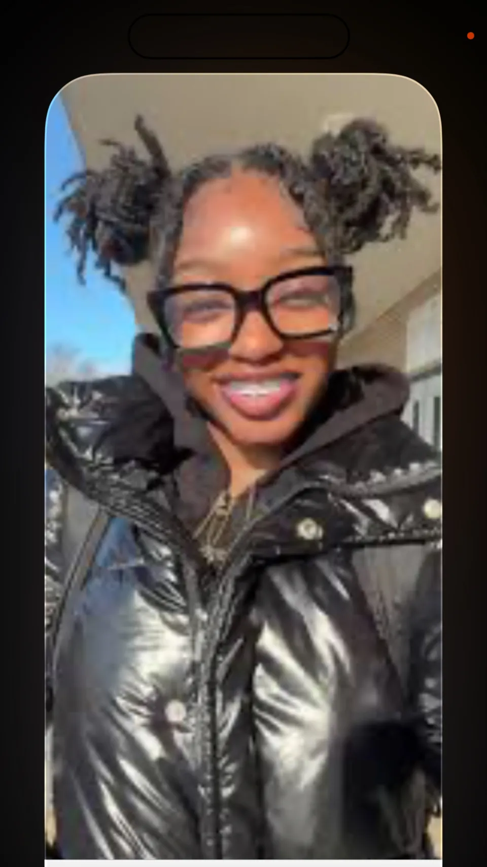 ai character: Mya!!❤️🤍🖤 background