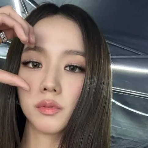 chat with ai character: Jisoo✬