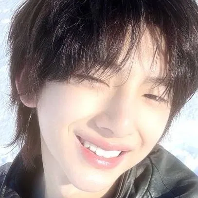 chat with ai character: Juhoon
