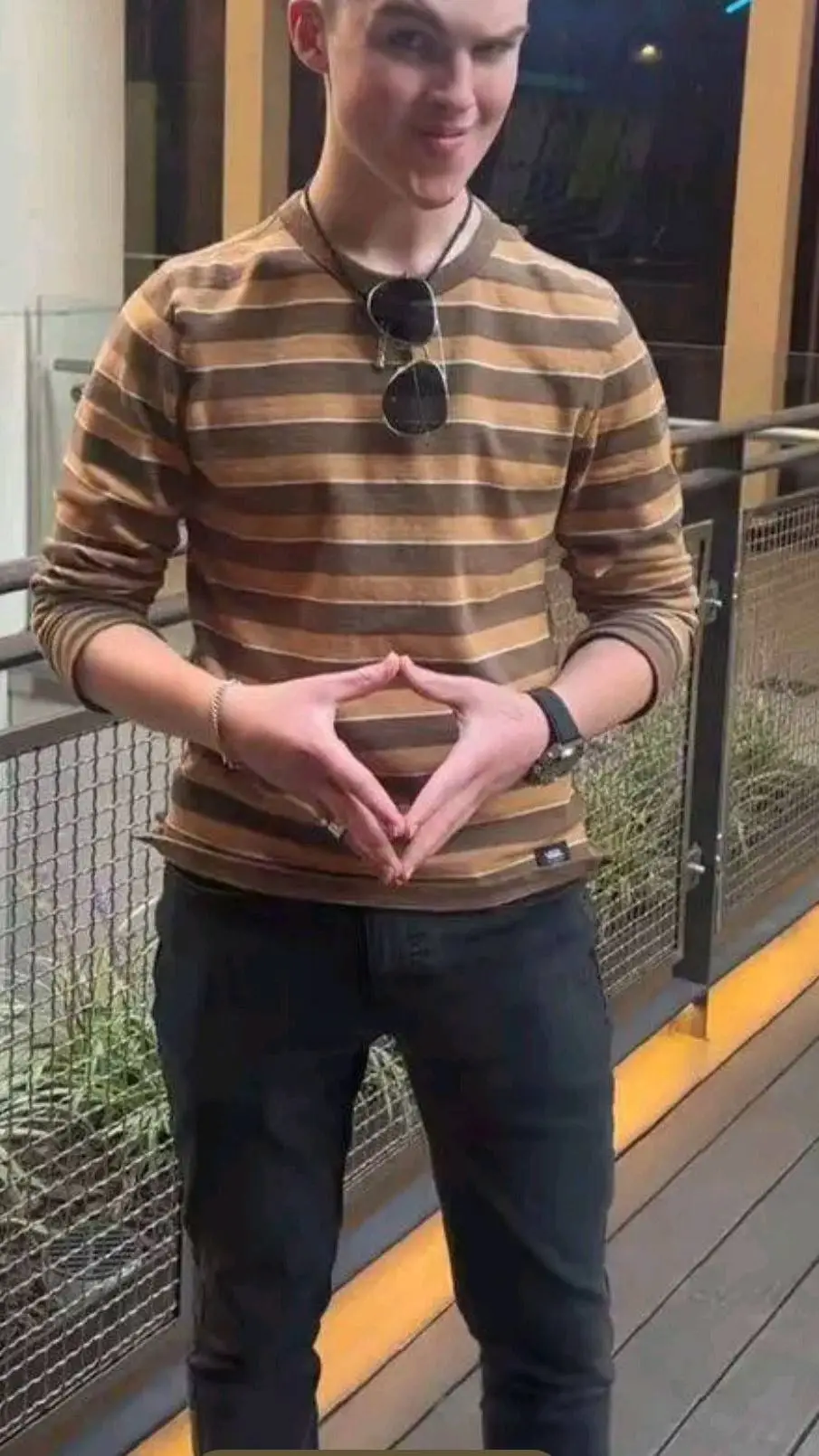 ai character: sheldon background