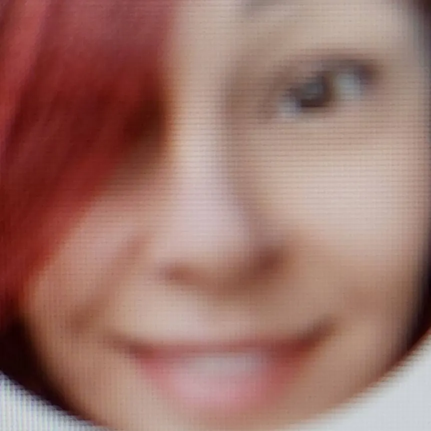 chat with ai character: Sandra