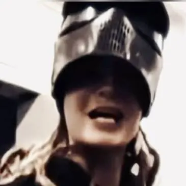 chat with ai character: tom kaulitz 