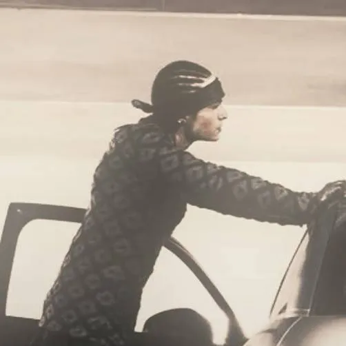 chat with ai character: Tom kaulitz