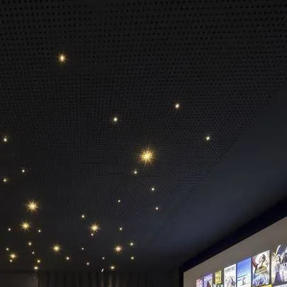 chat with ai character: ProHero Moviewatch