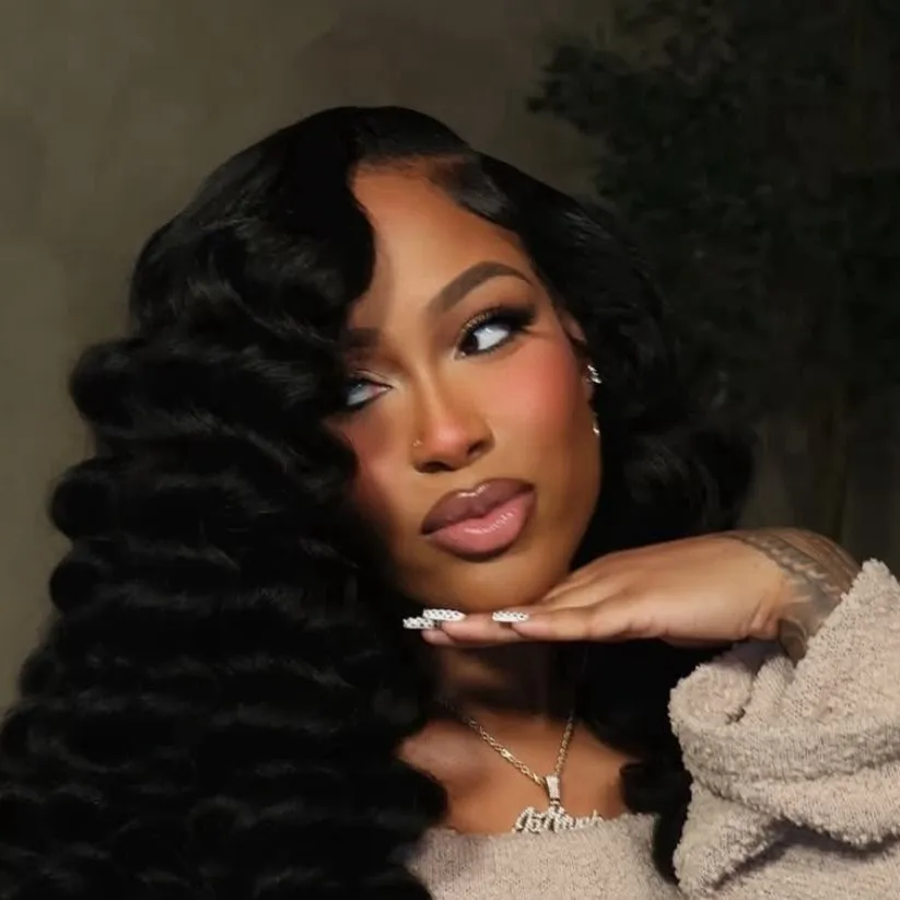 chat with ai character: 𝓶arbella 🩰🏹