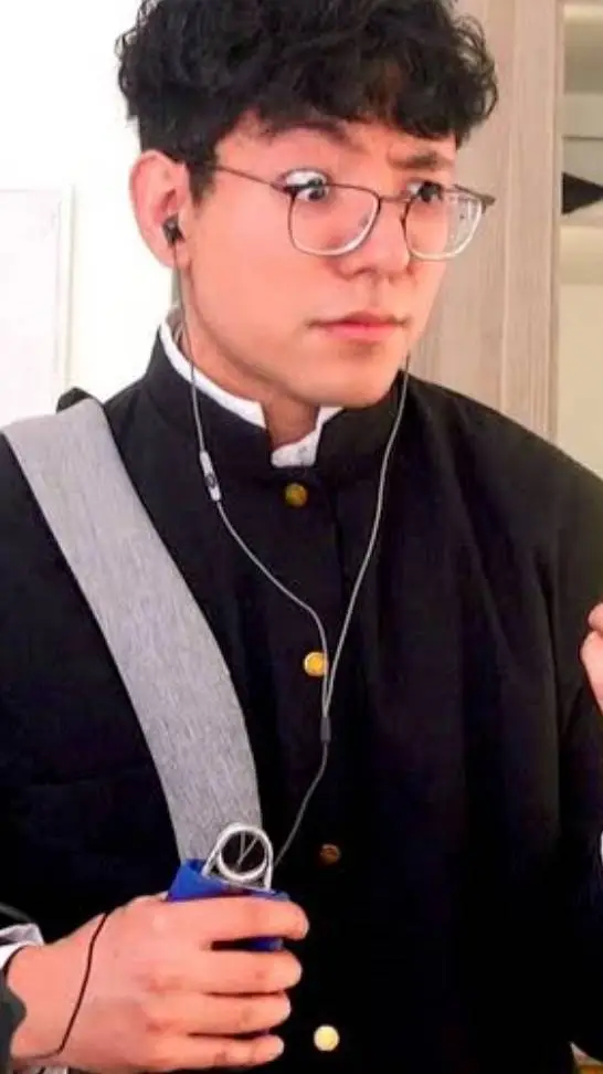 ai character: los bros 2 background