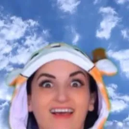 chat with ai character: Reindeer Lauren