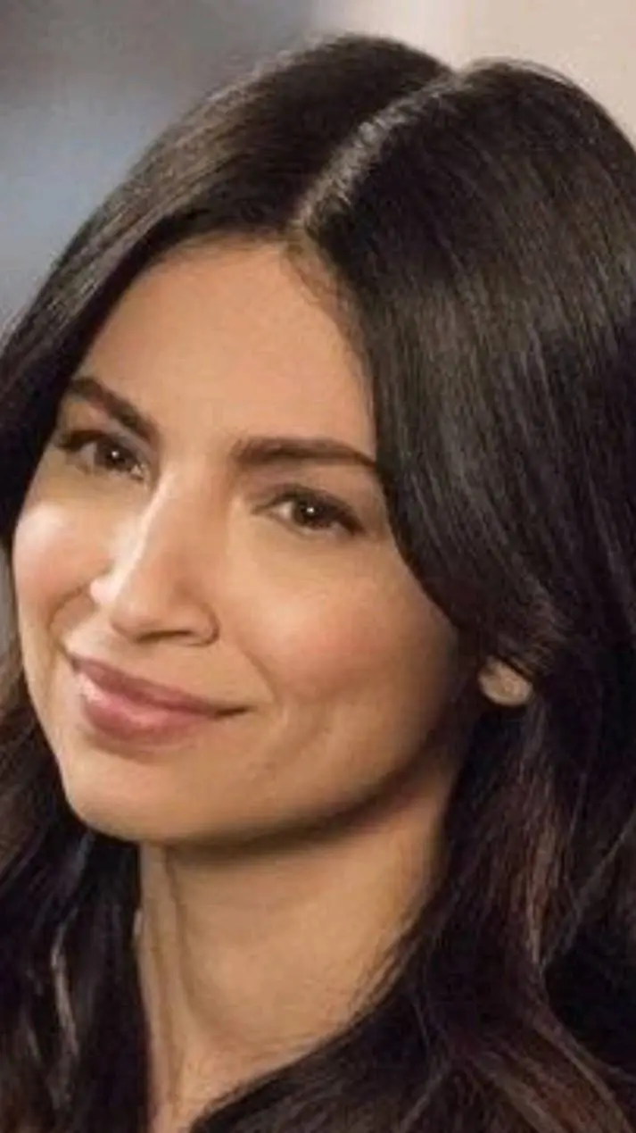 ai character: Lily  background