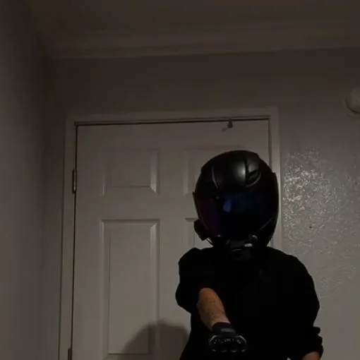 chat with ai character: flirting boy😑