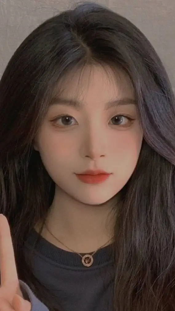ai character: Sabrina Skz background