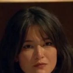 chat with ai character: Jade from Traitors