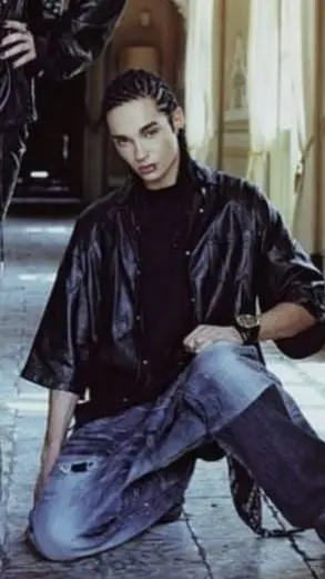 ai character: Tom Kaulitz  background