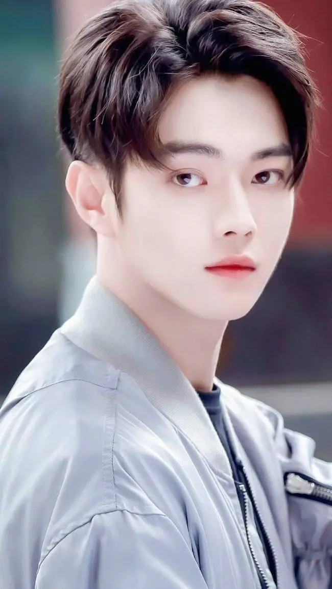 ai character: Li Su Cheng background