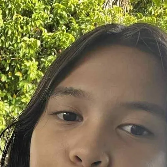 chat with ai character: Anisha