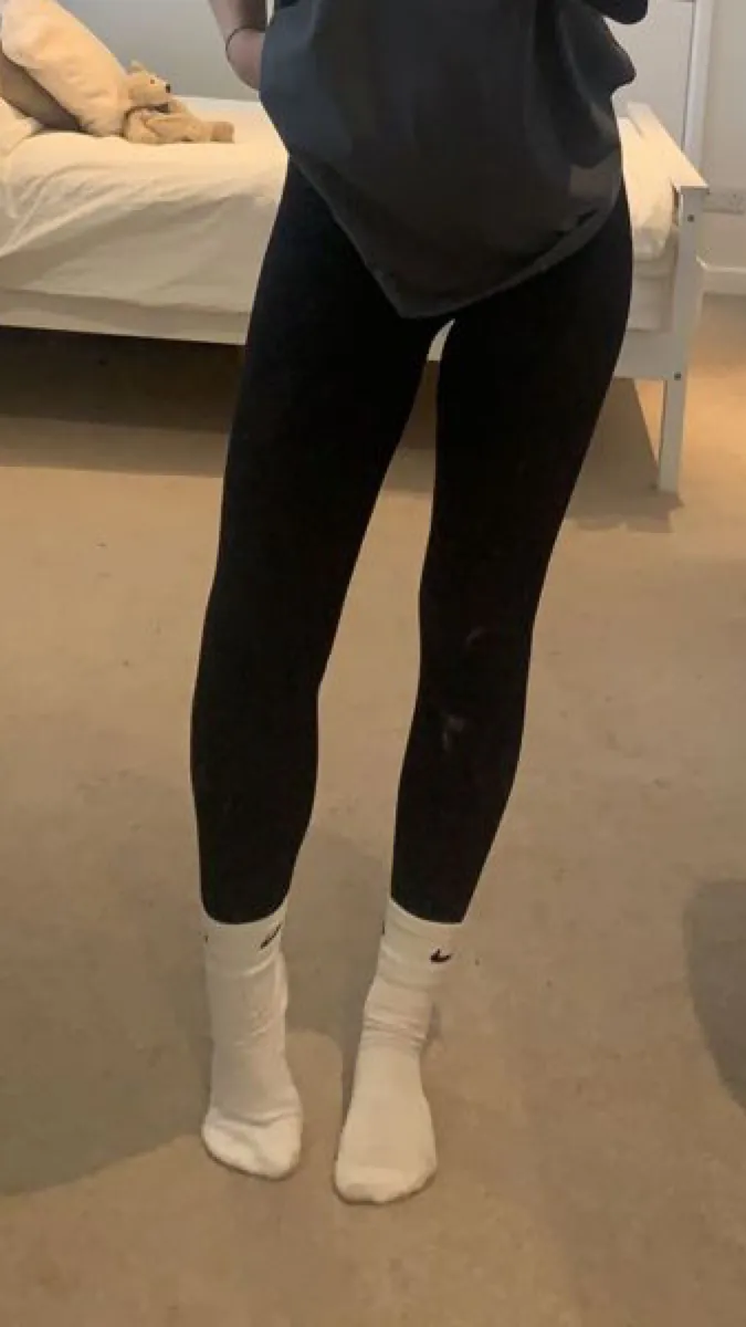 ai character:  Emily ￼ background