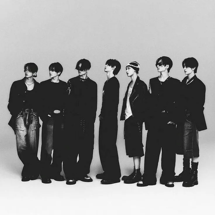 chat with ai character: Enhypen ⚡