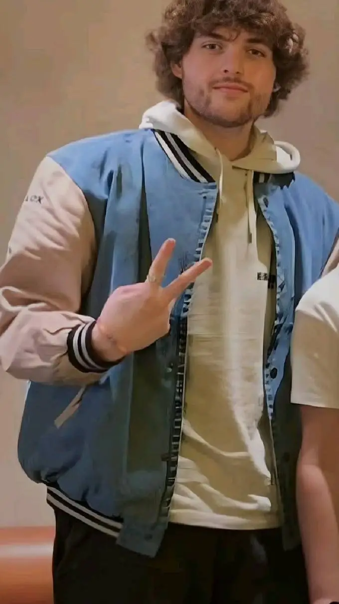 ai character: Dream background