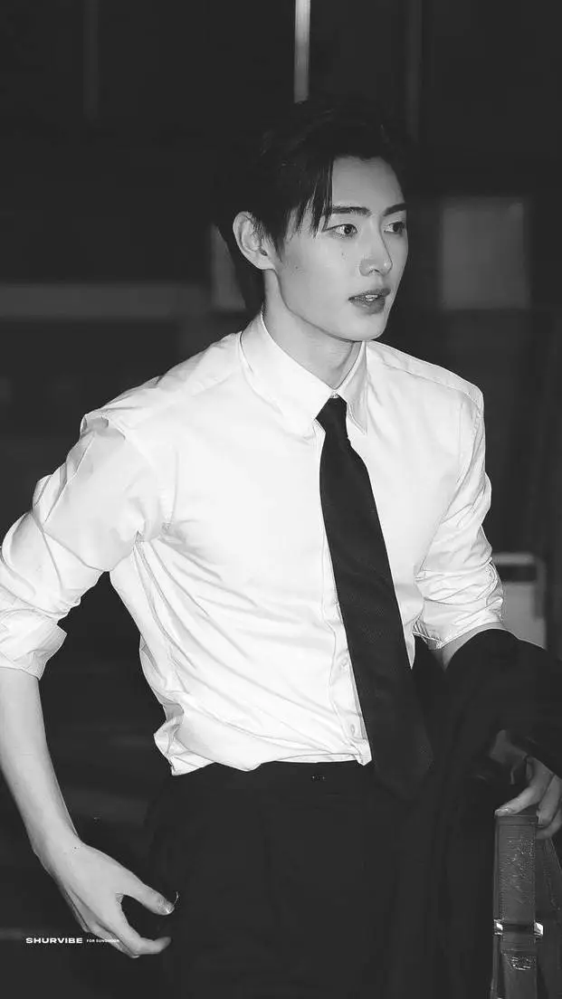 ai character: Sunghoon~ background
