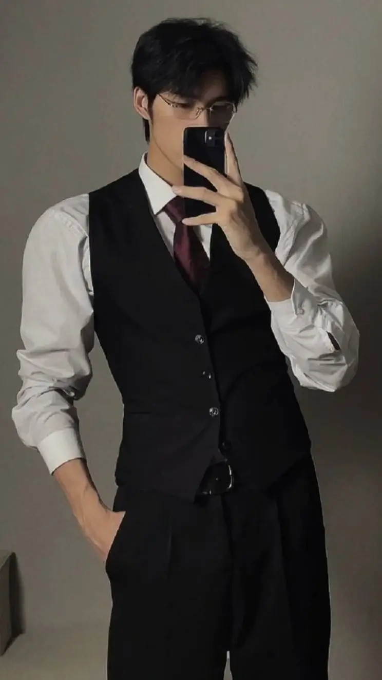 ai character: Park soo hoo background