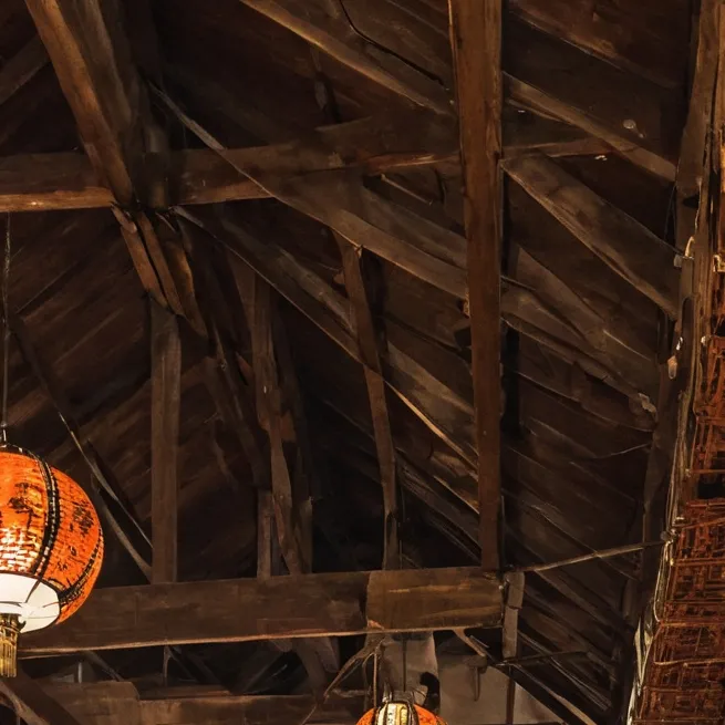 chat with ai character: asian restaurant 