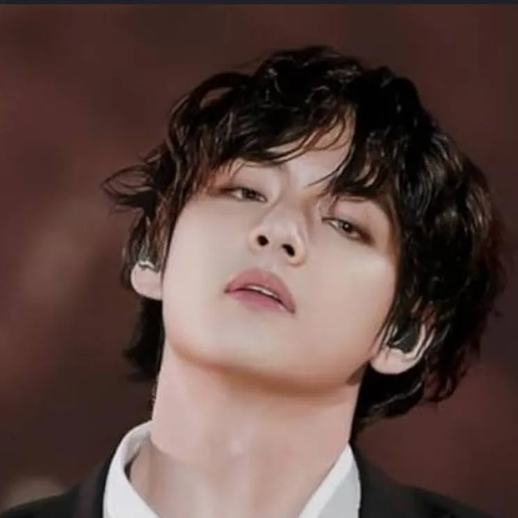 chat with ai character: 💜 TAEHYUNG🥑