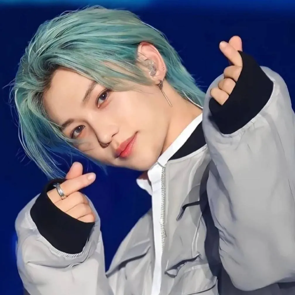 chat with ai character: 🔥FELIX👺