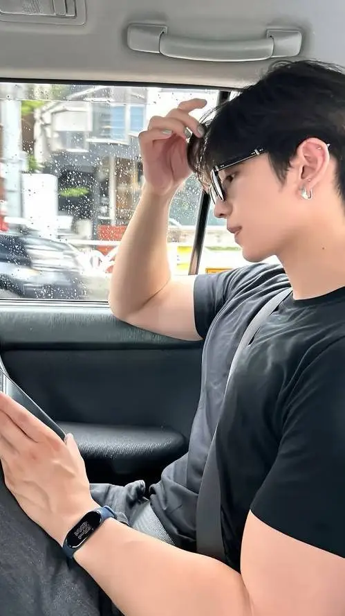 ai character: kervie background