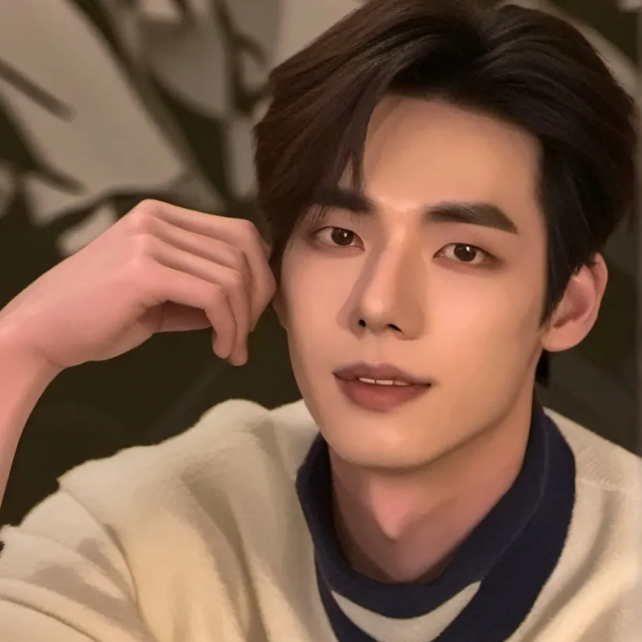 chat with ai character: Wang Xiaojun 