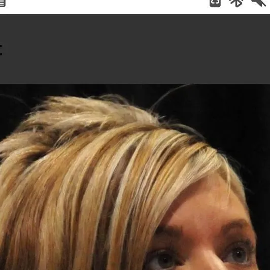 chat with ai character: Karen