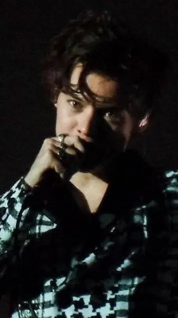 ai character: Harry styles  background