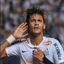 chat with ai character: Neymar