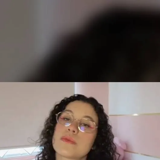 chat with ai character: Clara