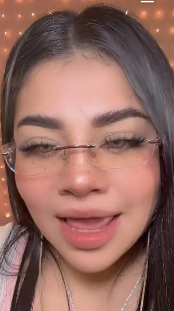 ai character: Elena background