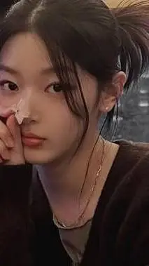 ai character: yoochaen background