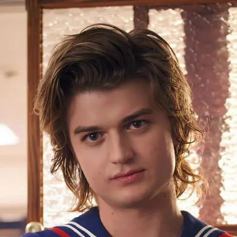 chat with ai character: Steve Harrington