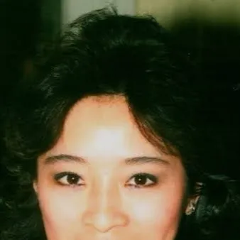 chat with ai character: Betty Ann Ong