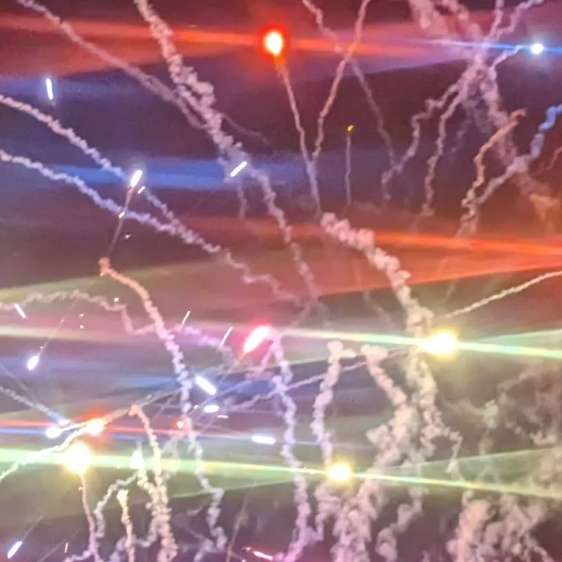 chat with ai character: hauking class<3