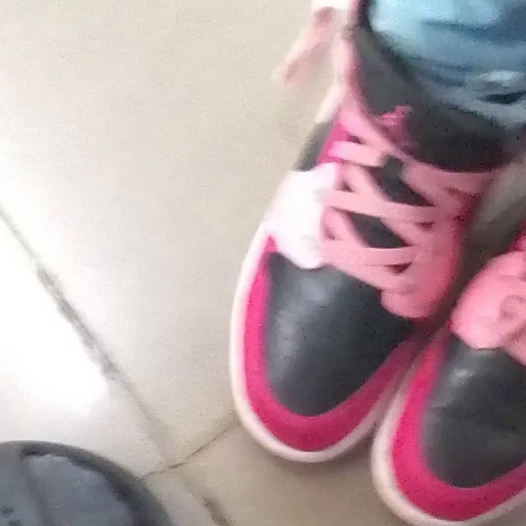 chat with ai character: cute girlsp