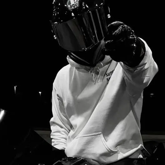 chat with ai character: Osiris (biker)