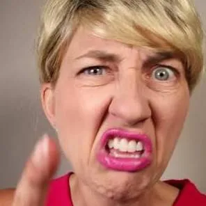 chat with ai character: Karen