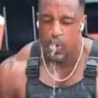 chat with ai character: Ashton hall