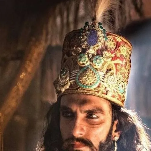 chat with ai character: Alaudin khilj