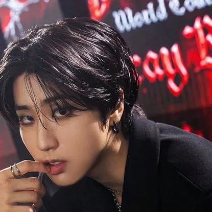 chat with ai character: Han Jisung